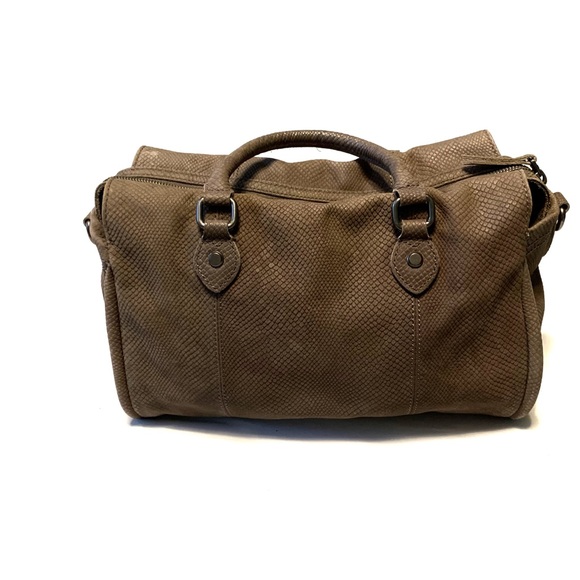 Lucky Brand Handbags - Vintage Lucky Brand Leather Crossbody Satchel Bag